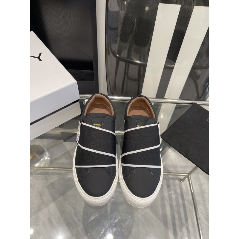 Givenchy Sneakers